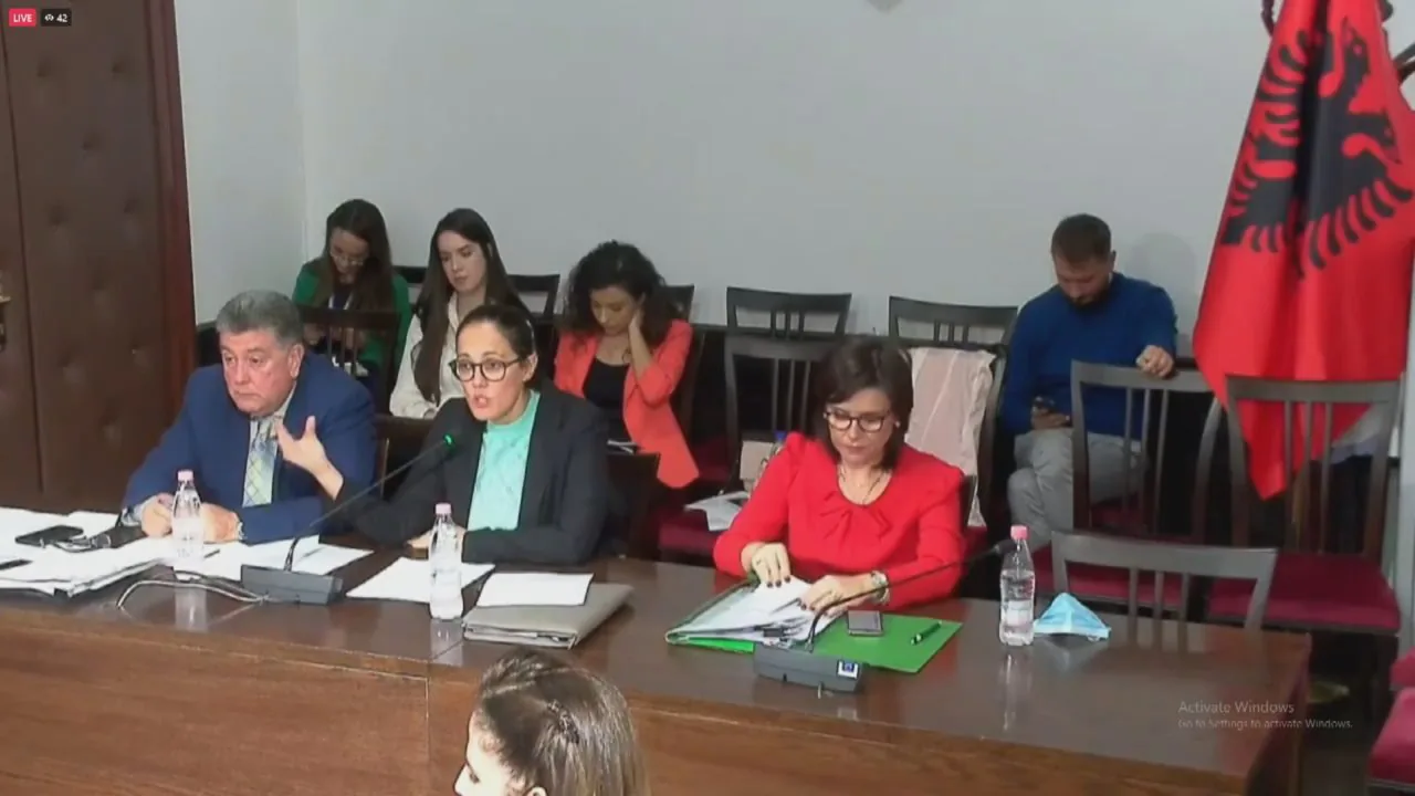DEBATI PER TAKSAT frame 1286 1280x720