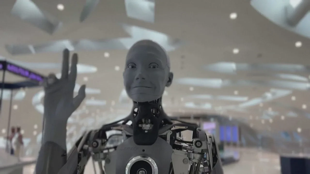 MUZEU DUBAI ROBOTI frame 140 1280x720