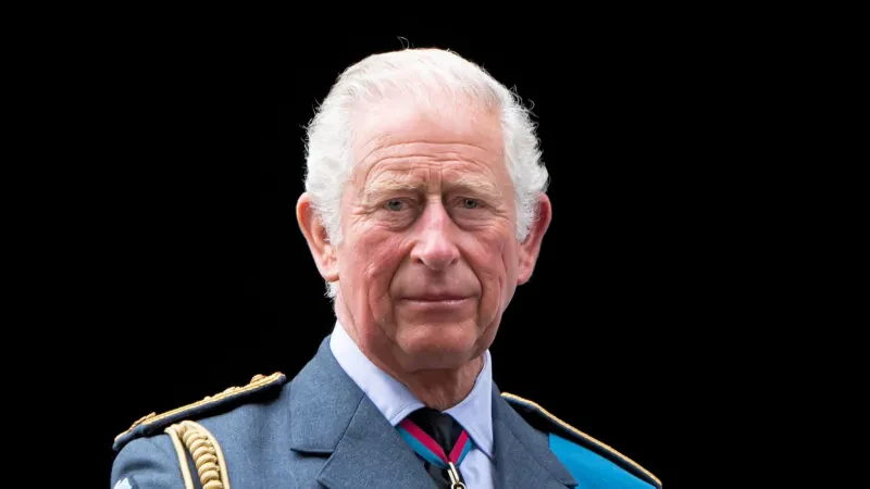 68 mijë euro/vit për kreun e korrespondencës mbretërore – Mbreti Charles III në kërkim të njeriut që duhet të lexojë 200 letra në ditë