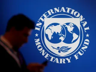 “Perspektiva ekonomike globale, më e zymtë” – FMN paralajmëron rreziqe të shumta përtej parashikimeve të mëparshme