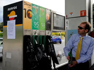 Amerikanët po paguajnë çmim rekord për naftën pasi çmimi u rrit me 50%!