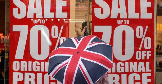 Perspektiva e errët ekonomike e Britanisë – Shitjet me pakicë në vend rekuperohen vetëm pjesërisht