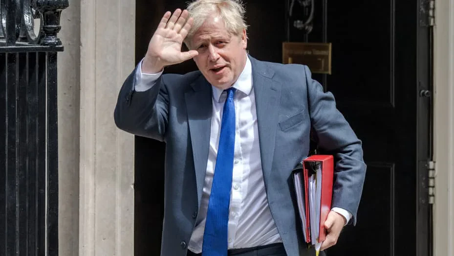 Johnson fiton 276 mijë paund nga leksionet – Ish-kryeministri britanik “rizbulon” veten si profesor