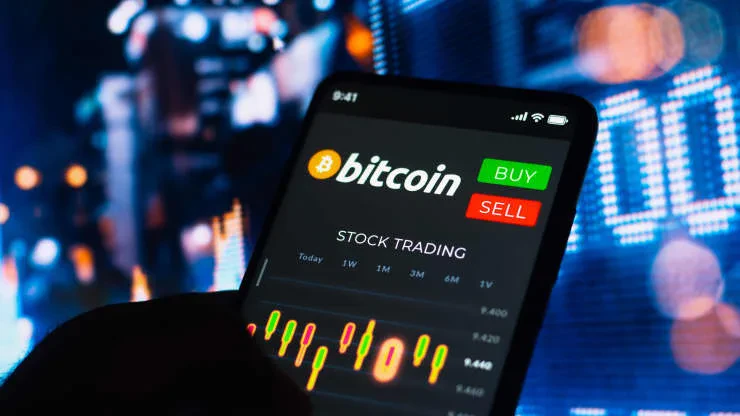 Bitcoin arrin nivelin më të ulët të 2 viteve ndërsa tregu i kriptove shënon 1.4 trilion dollarë humbje këtë vit!