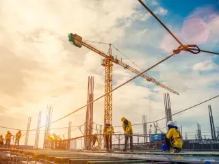 39% më pak leje ndërtimi – Tirana, Durrësi, Korça zënë 69% të totalit. Berati me rritjen më të madhe!