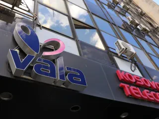 Qeveria i premton Telekomit 13 milionë euro për kodin telefonik të Kosovës  