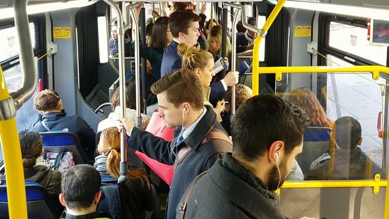Platforma “etransport”, si do aksesohen biletat e autobusëve – Gonxhe: Janë pajisur dhe operatorët në terren, zbatimi në 2023