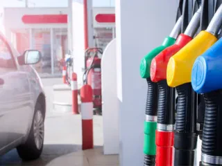 Shkelje në karburante e instalime elektrike – ISHTI gjobit 60 subjekte, vlera e masave administrative arrin në 14.6 mln lekë