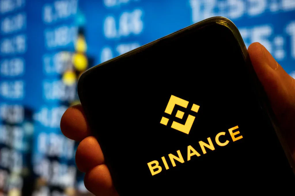 Bitcoin-et tuaja janë të ngrira: Binance ka pezulluar tërheqjen e parave!