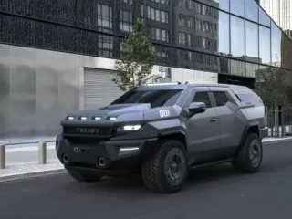 SUV-i i ri prej 250 mijë dollarë me interior luksoz, gati 700 kuaj fuqi dhe antiplumb opsional! (FOTOT)
