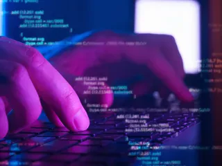 Sulmet kibernetike, Qeveria “blindon” nënshkrimet elektronike – Ligj i ri për identifikimin digjital, do autentifikohen faqet e internetit, siguri transaksioneve