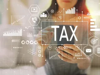 Qytetarët paguajnë 248 milionë euro detyrime “në terr” – 23 taksa dhe tarifa, ndërtimet e reja mbajnë në “këmbë”  bashkitë