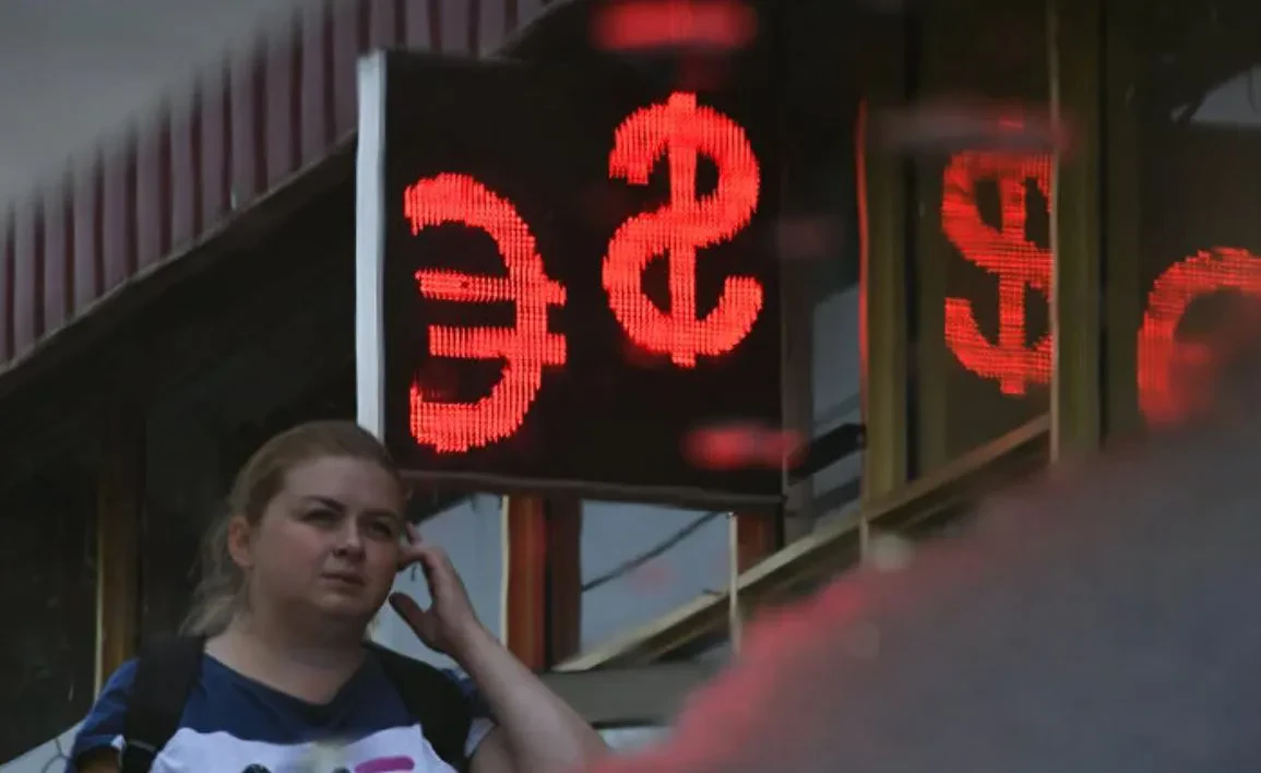 Banka Botërore paralajmëron: Vendet në zhvillim përballen me rritje të mprehtë të shpenzimeve të borxhit publik!