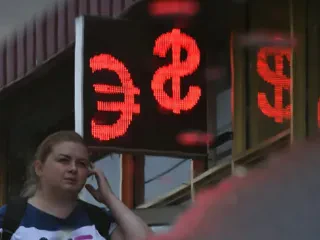 Banka Botërore paralajmëron: Vendet në zhvillim përballen me rritje të mprehtë të shpenzimeve të borxhit publik!