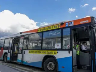 Të rishikohen tarifat për transportin publik! – FMN: Reduktimi i TVSH-së nuk ka funksionuar për shtimin e autobusëve elektrikë