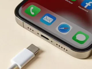 BE i vendos Apple një afat të vështirë për karikuesit e iPhone në të gjithë tregun europian!