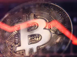 Bitcoin bie sërish pas vendimit të Fed pasi kaloi 18 mijë dollarë për herë të parë në një muaj!