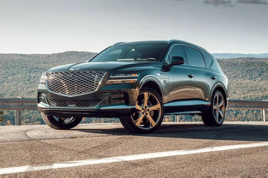 Hap automjetin tënd si një celular – Genesis SUV me njohje faciale dhe të gjurmës së gishtit