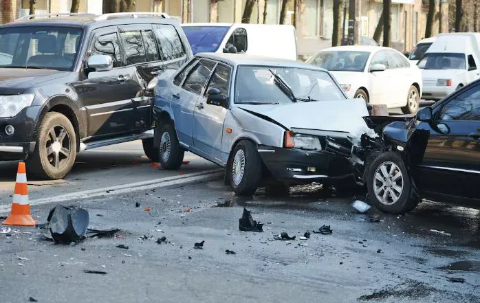 Rriten dëmet nga aksidentet, 39 milionë dollarë deri në nëntor – Kriza ka rritur edhe mesataren e dëmshpërblimeve që paguajnë kompanitë e sigurimeve
