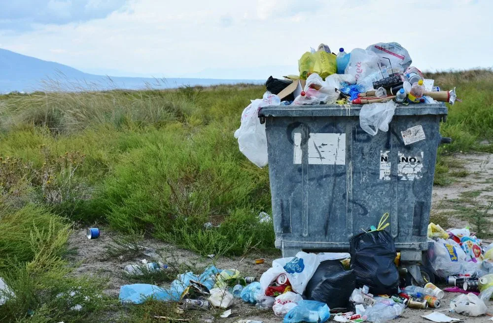 Qeveria nuk ka fonde për menaxhimin e mbetjeve! – Shqipëria, larg direktivave europiane për mbrojtjen e mjedisit