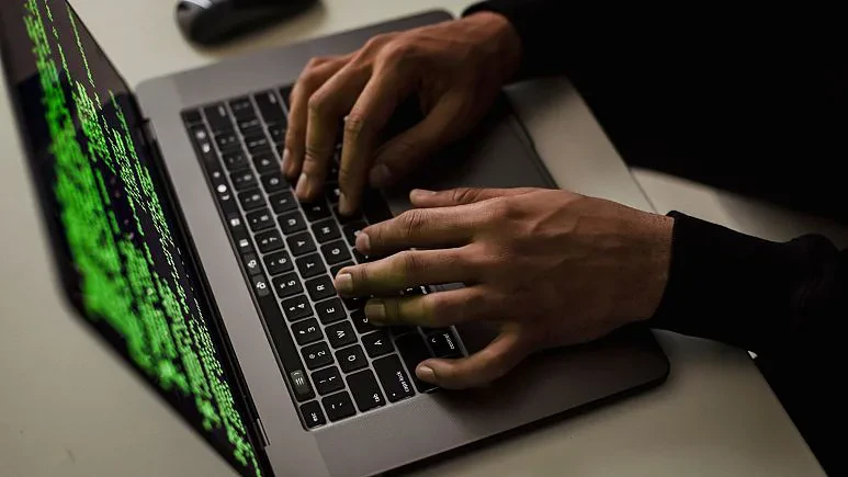 4 mënyra për të forcuar sigurinë tuaj në internet dhe për të mbrojtur të dhënat nga hakerat!