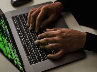4 mënyra për të forcuar sigurinë tuaj në internet dhe për të mbrojtur të dhënat nga hakerat!