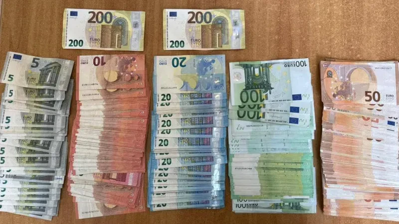 Sa do të gjobiten individët që nuk deklarojnë vlerat monetare? – Forcohet kontrolli i kalimit të parave CASH në pikat kufitare
