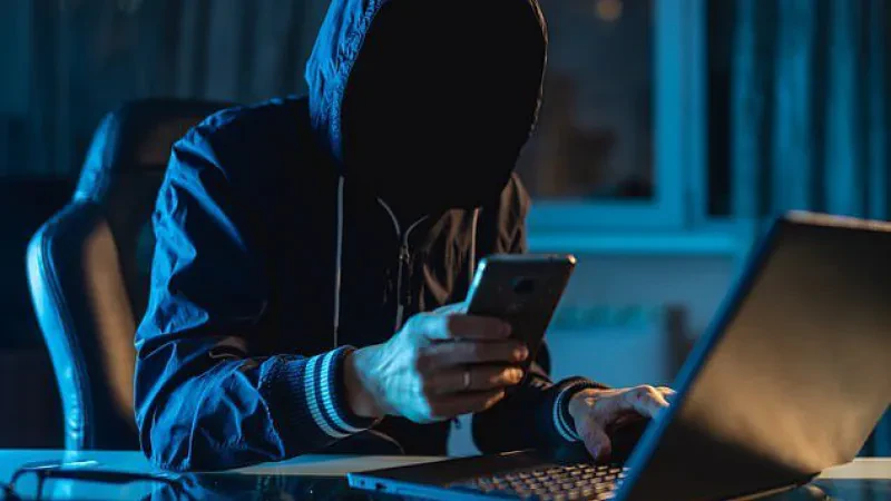 Ky është rrjeti social që ju vjedh më shumë të dhëna personale se çdo platformë tjetër