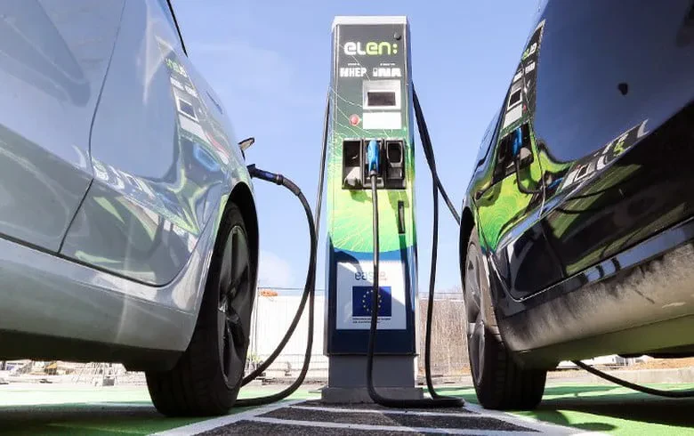 Shqipëria, më lirë për karikimin e makinës elektrike – Ndër 10 vendet që paguajmë më pak në Europë. Por, në rrugët tona ka vetëm 1245 automjete