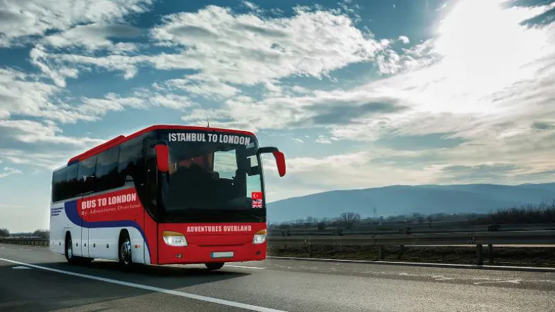 ‘Udhëtimi më i gjatë me autobus në botë’ – Do t’i duhet 56 ditë për të përshkruar Europën!