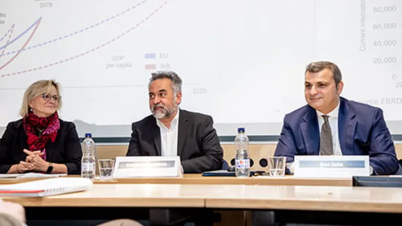 “Shqipëria, përgjigje efektive ndaj krizës” – Guvernatori Sejko, në konferencën e Londrës: Monitorojmë ndërlikimet e mundshme