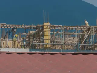 BESIMI NE EKONOMI NE MAJE frame 730 1280x720
