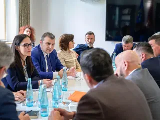 Zhvlerësimi i Euros, “topi” në derën e Financave – Eksportuesit: Presim zgjidhje për lehtësimin e situatës