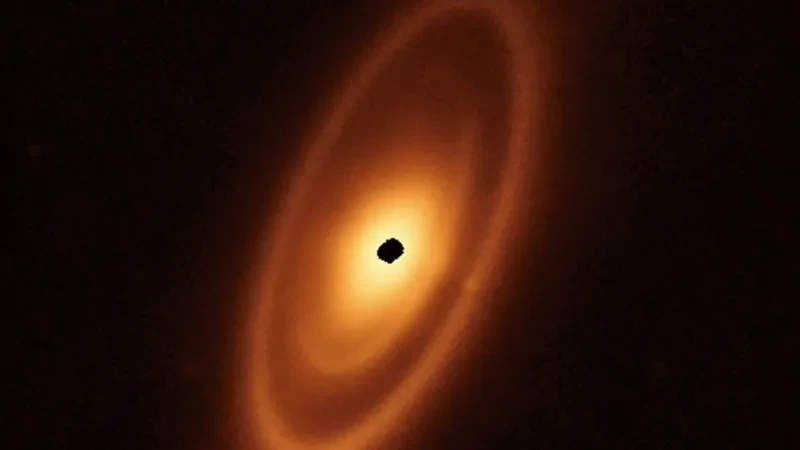 Teleskopi gjigant i NASA-s zbulon planetë të fshehur mes “pluhurit”