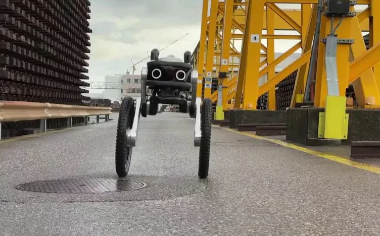Roboti i inteligjencës artificiale që po zëvendëson njerëzit si roje sigurie në Zvicër!