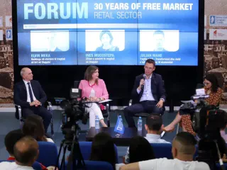 “30 vite ekonomi e lirë, sektori retail” – Grupi Balfin mbështet forumin në UET