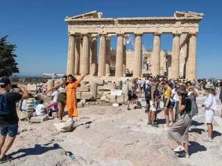 Vera e ‘çmendur’ turistike në Europë tashmë ka filluar dhe do pritet të përkeqësohet edhe shumë!