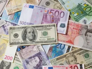 “Nuk ka çrregullime në kursin e këmbimit, leku i fortë” – Raporti i Politikave Monetare/ Flukse të larta eurosh nga turizmi dhe investimet e huaja