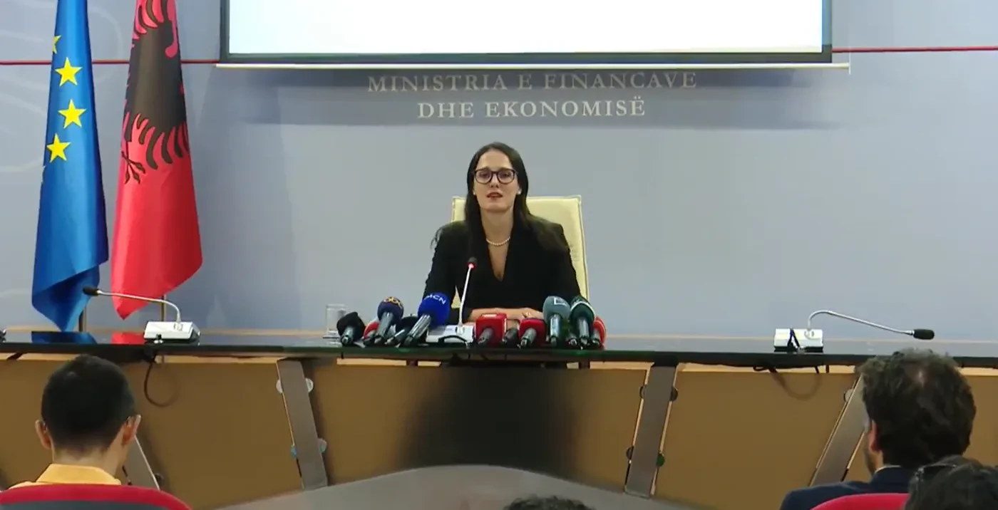 Sa kushton rritja e pagave për administratën dhe ligjvënësit? – Ibrahimaj: Heqim favorizimet për disa sektorë, ndryshon taksa e pasurisë