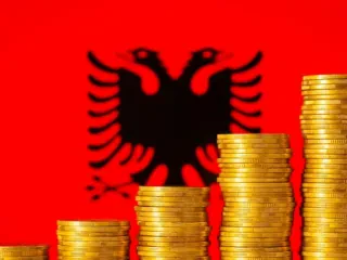 Konsumi privat, investimet, turizmi mbështesin rritjen – Instituti i Vienës, projeksione optimiste. Ekonomia e Shqipërisë, zgjerim me 3.3%