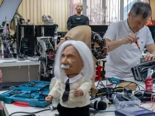 Kush do të kryesojë në IA: Kina apo SHBA?