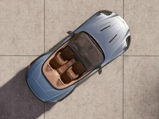 Elegante dhe e shpejtë, Aston Martin prezanton makinën e re