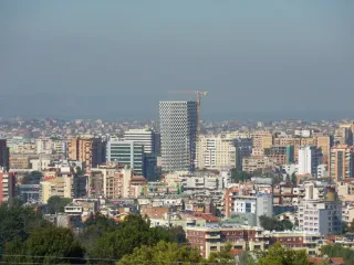 Sa u rritën qiratë në Tiranë dhe Bregdet? – Publikohet analiza e Departamentit të Kërkimeve në BSH me 34 mijë listime