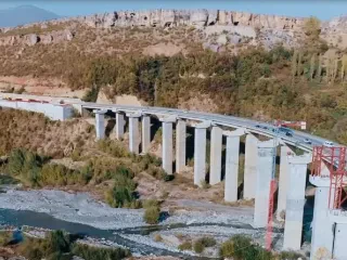Ndërtimi i urave, 51.6 mln euro kredi – Marrëveshja në Kuvend/ Fokusi, te veprat e rrezikuara nga tërmetet dhe përmbytjet