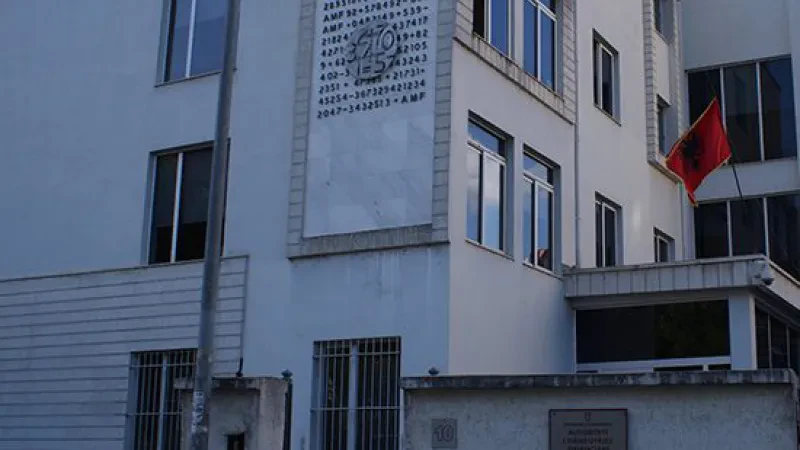 Ç’ndodh me AMF deri në zgjedhjen e kryetarit të ri – Funksionet mbulohen nga Nëndrejtori Ekzekutiv, Qeveria propozon emrin e ri