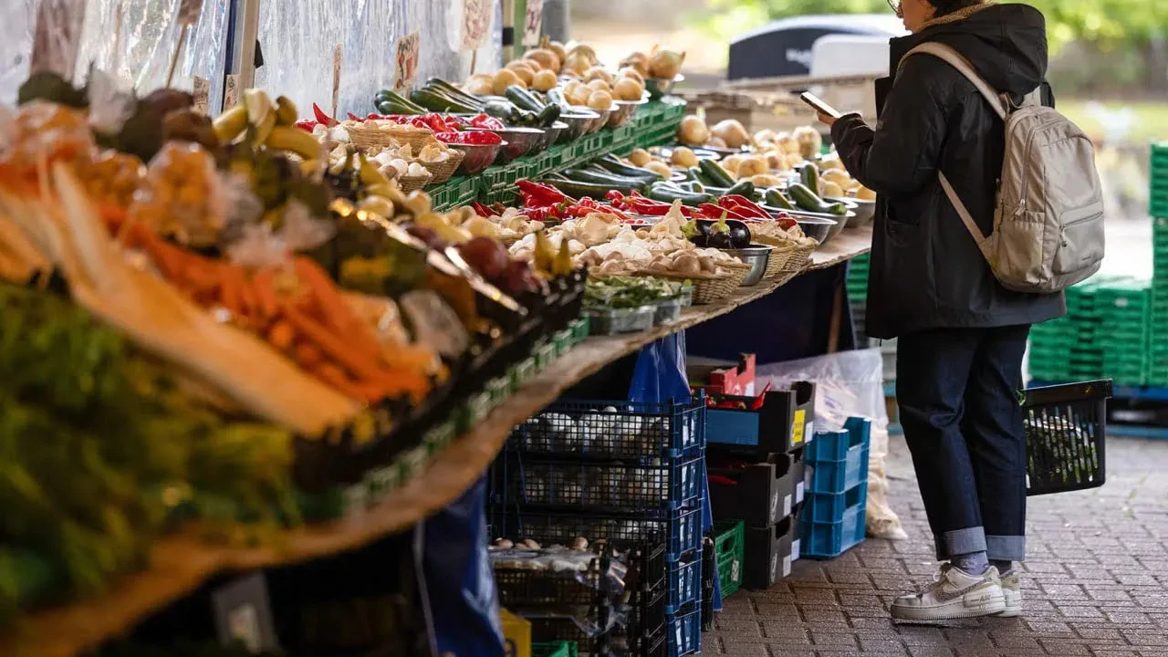 Çmimet në Shqipëri, më të ulëta se Europa! – Inflacioni rezultoi 4,7% në gusht sipas metodës së Eurostat