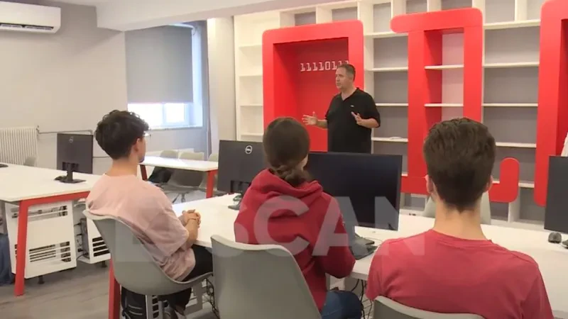 “Fondacioni Mane”, laborator modern TIK për gjimnazin “Raqi Qirinxhi” – 560 nxënës dhe 40 mësues, përfitues të drejtpërdrejt të infrastrukturës teknologjike