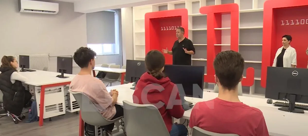 “Fondacioni Mane”, laborator modern TIK për gjimnazin “Raqi Qirinxhi” – 560 nxënës dhe 40 mësues, përfitues të drejtpërdrejt të infrastrukturës teknologjike