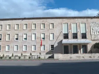 VKM/ Agjencia e Lundrës i kalon FSHZH! Do të përdoret për një kompleks të ri sportiv
