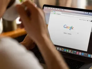 Google paditet në SHBA për diskriminim të Gjuhës Shqipe – Padia është ngritur nga dy shtetas amerikane me kombësi shqiptare!